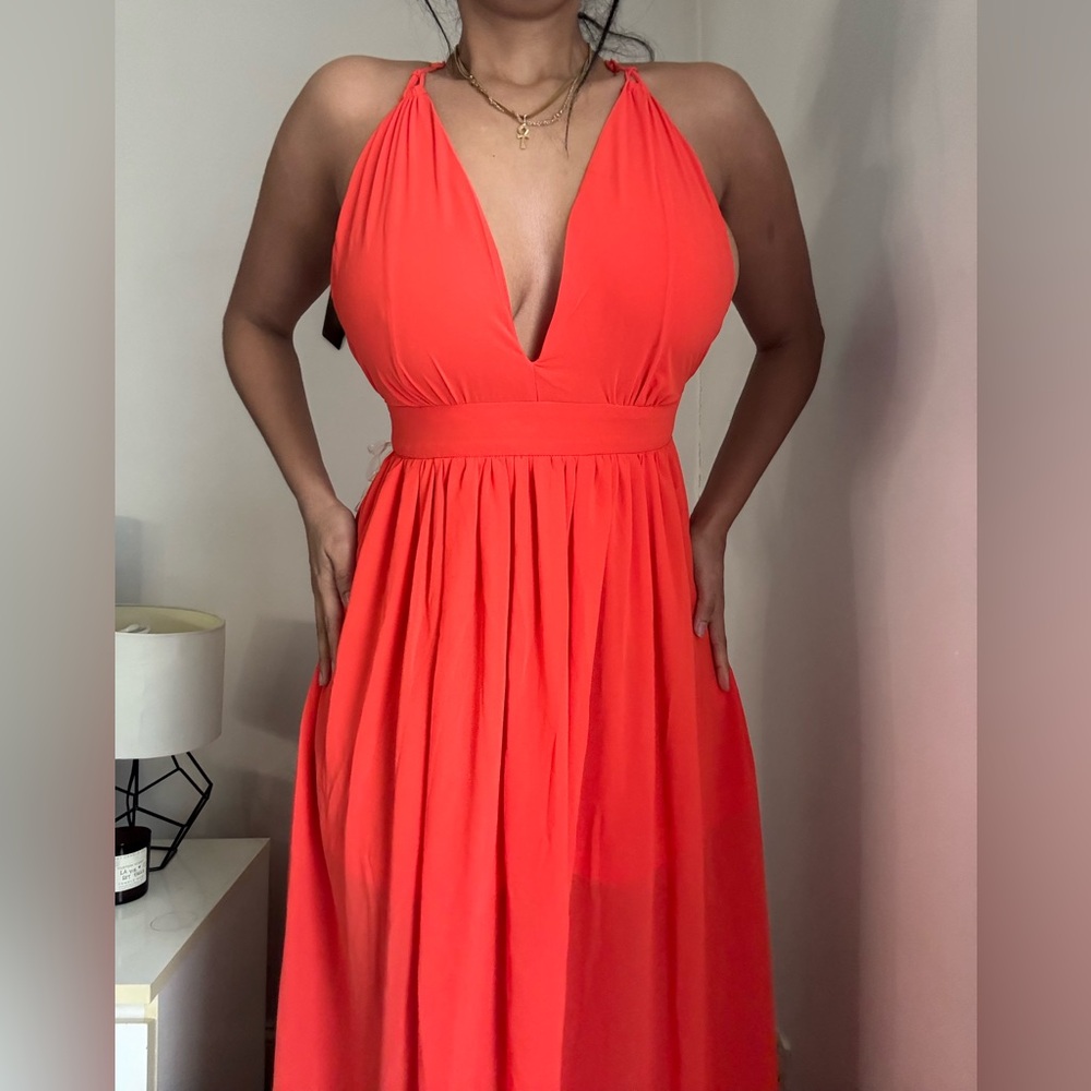 Elegant Red V-Neck Maxi Dress